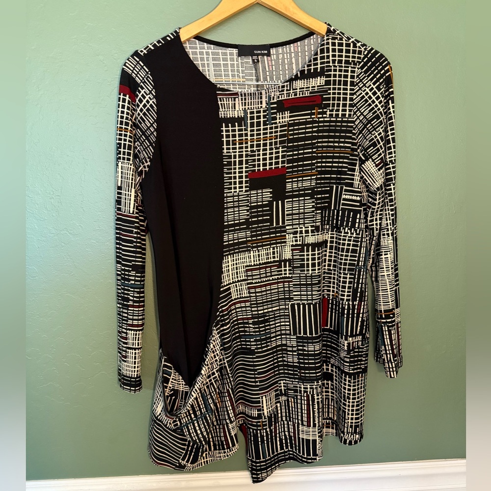 Sun Kim by Comfy USA Abstract Print Tunic Top Size S